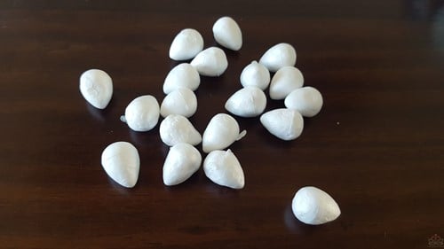 Styropor bolletjes eivorm 2 cm voor nylonbloemen ca. 18-20 stuks