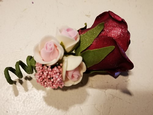 Corsage Roos Burgundy cremeRoze CEM42 Maatwerk