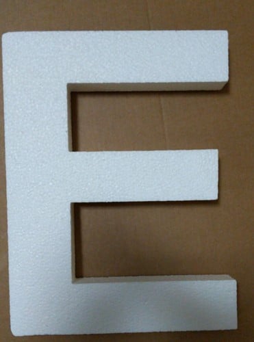 [A-019901] Alfabet Styropor Piepschuim letter E Smaller lettertype